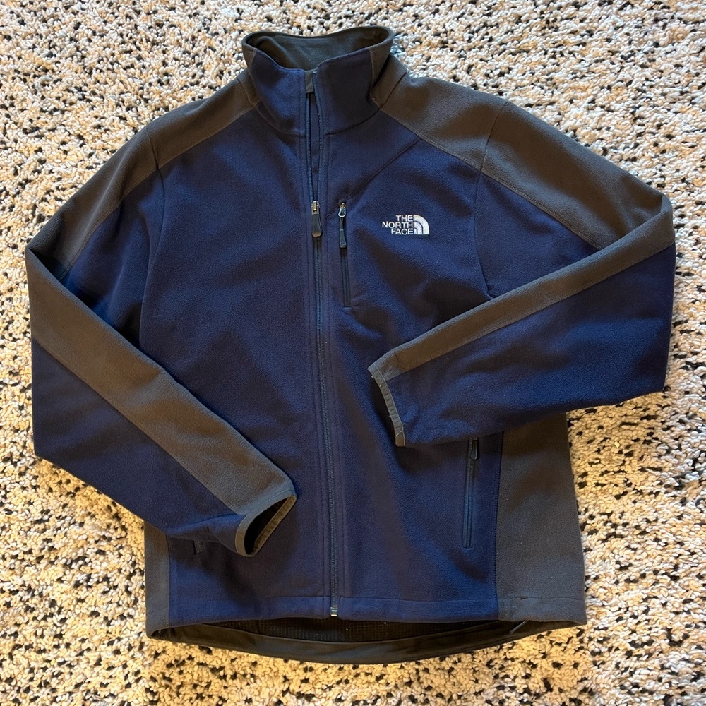 Men’s North Face Jacket.